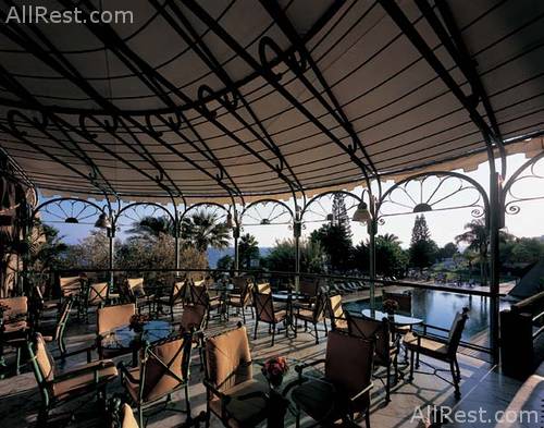 Amathus Beach Hotel 29